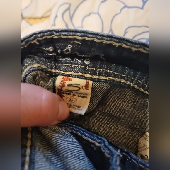 Silver Jeans - Picture 3 of 4